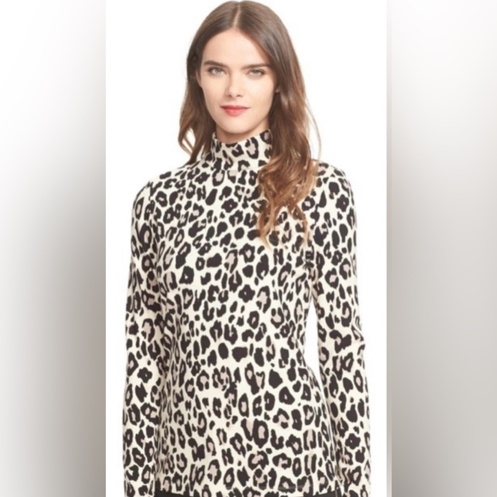 NWT Chicos mock neck